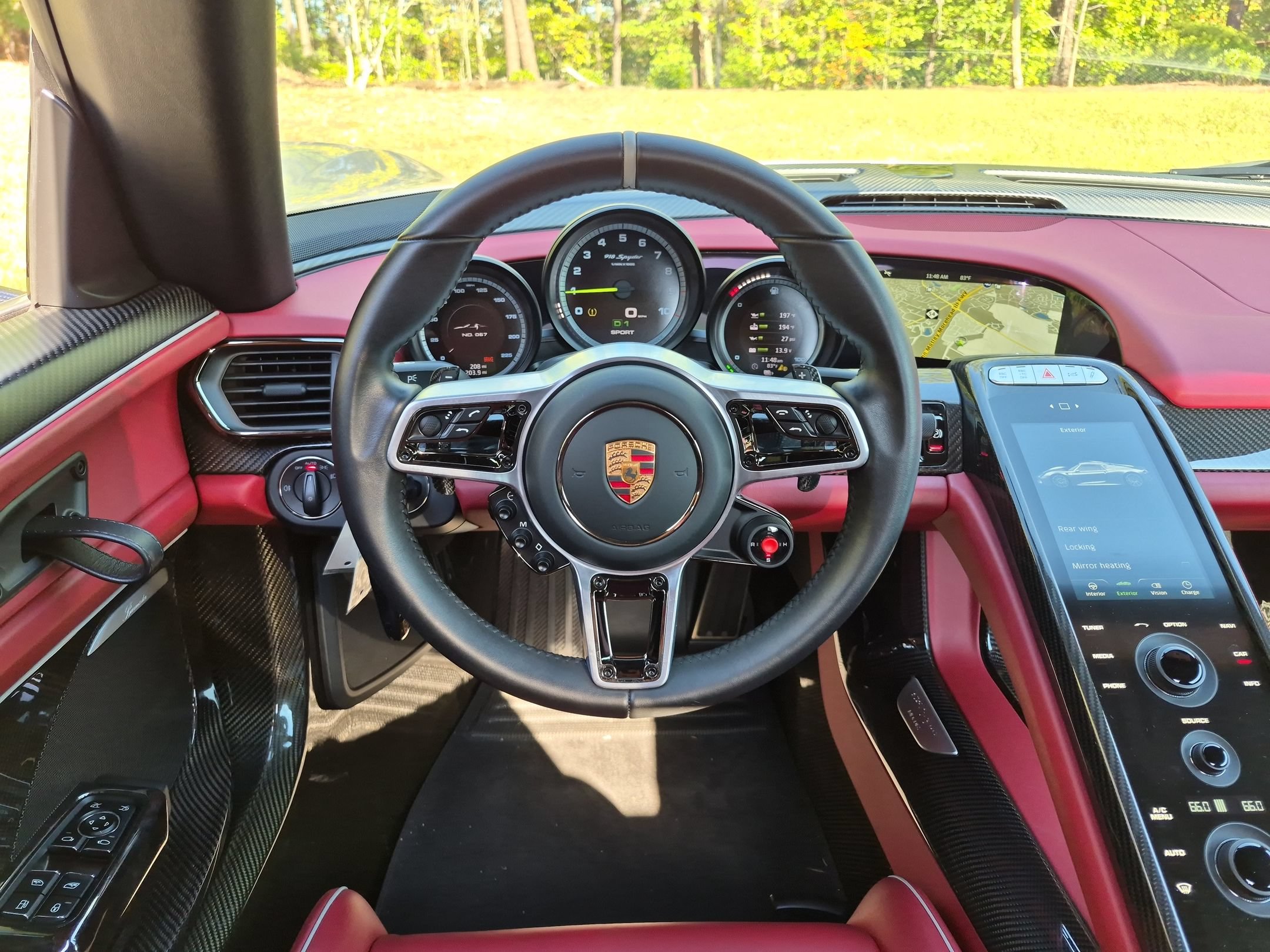 Used 2015 Porsche 918 Spyder AWD/4WD image 18