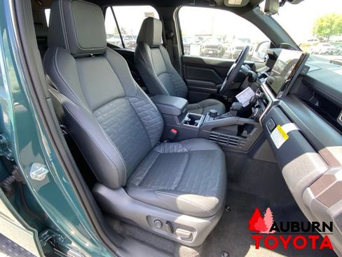 New 2026 Toyota 4Runner TRD Off-Road Premium w/ Tow Technology Package AWD/4WD image 15
