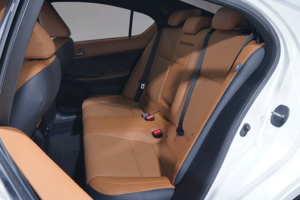 Used 2022 Lexus IS 300 w/ Premium Package RWD image 10