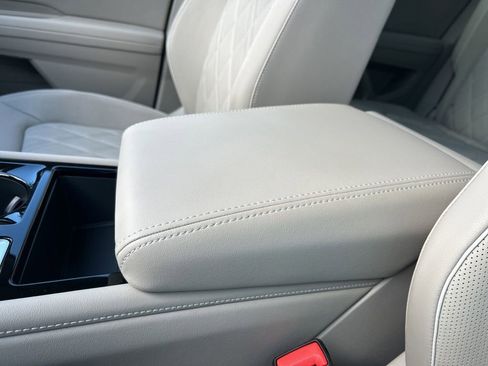 New 2026 Volkswagen Atlas SEL Premium R-Line image 40