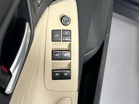 Used 2019 Toyota Avalon Limited w/ All Weather Liner Package FWD image 18