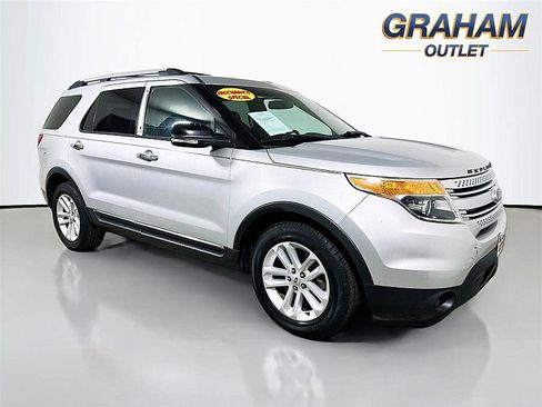 Used 2014 Ford Explorer XLT w/ Equipment Group 202A FWD image 1