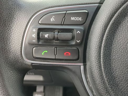 Used 2019 Kia Sportage LX image 25