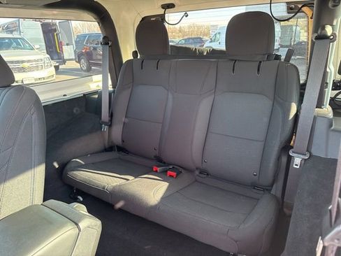 Used 2023 Jeep Wrangler Willys image 13