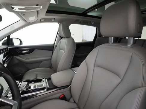 Used 2023 Audi Q7 3.0T Premium Plus image 10