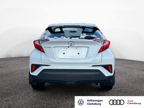 Used 2021 Toyota C-HR LE image 4