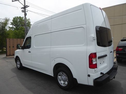 Used 2021 Nissan NV 2500 SV w/ Back Door Glass Package RWD image 5