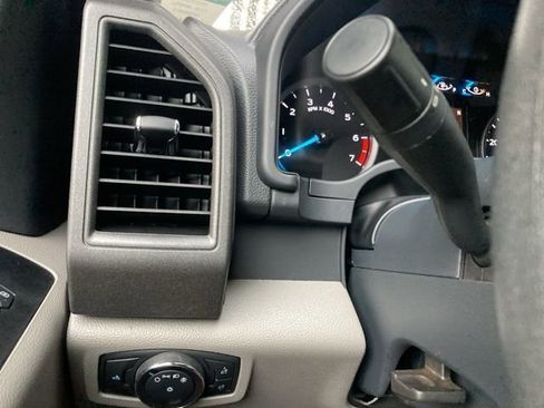 Used 2022 Ford F250 XL w/ Power Equipment Group image 23
