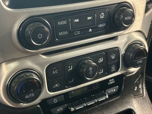 Used 2018 GMC Yukon XL SLT RWD image 22