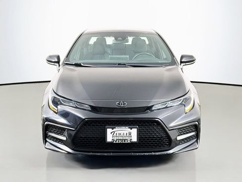 Used 2020 Toyota Corolla SE FWD image 2