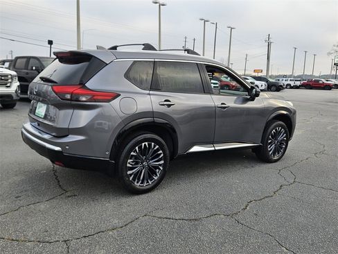 New 2026 Nissan Rogue Platinum image 12