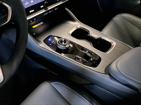 New 2026 Lexus RZ 450e AWD image 8