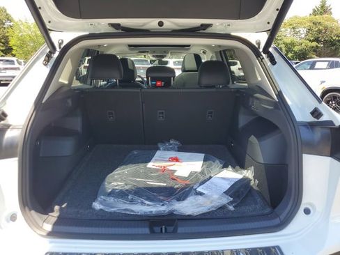 New 2026 Volkswagen Tiguan SE AWD/4WD image 8