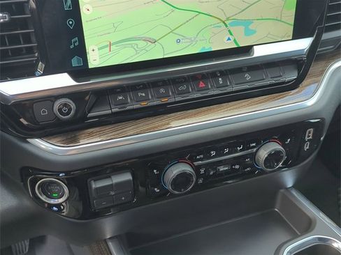 New 2026 Chevrolet Silverado 1500 LT Trail Boss w/ Safety Package image 18