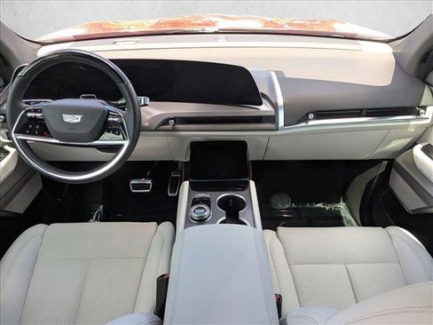 Used 2026 Cadillac Vistiq Luxury AWD/4WD image 15