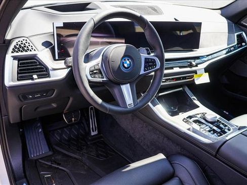 New 2026 BMW X5 xDrive50e w/ M Sport Package image 10