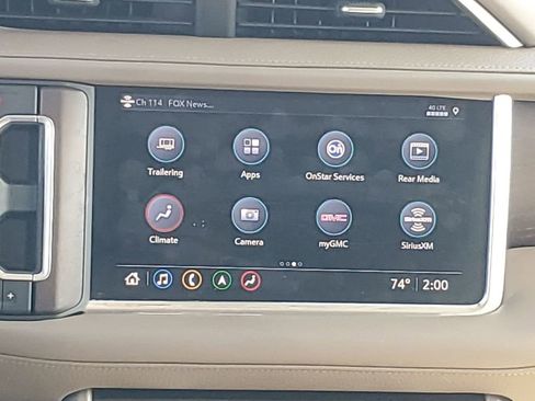 Used 2021 GMC Yukon Denali w/ Denali Premium Package image 27