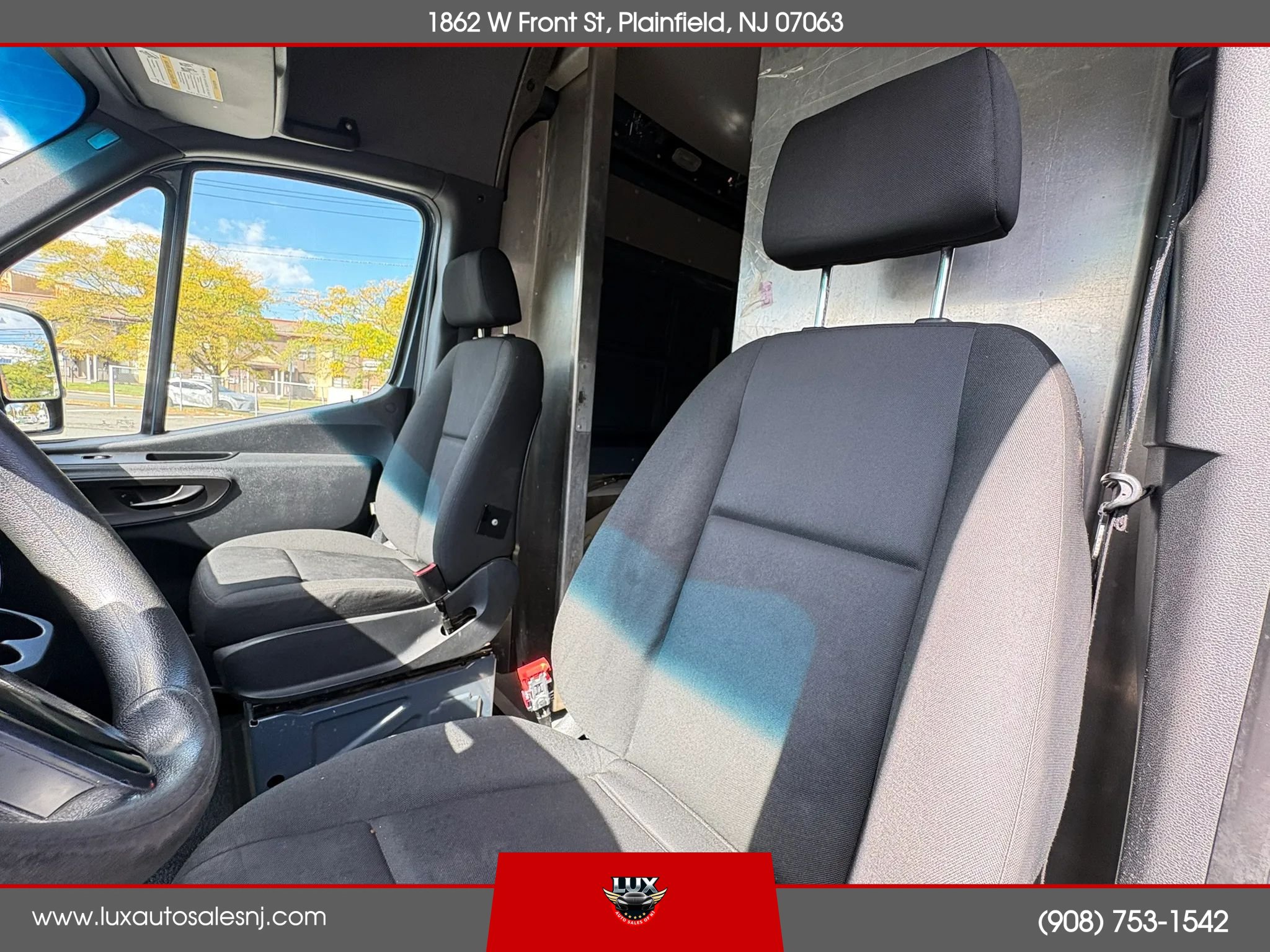 Used 2019 Mercedes-Benz Sprinter 144 image 19