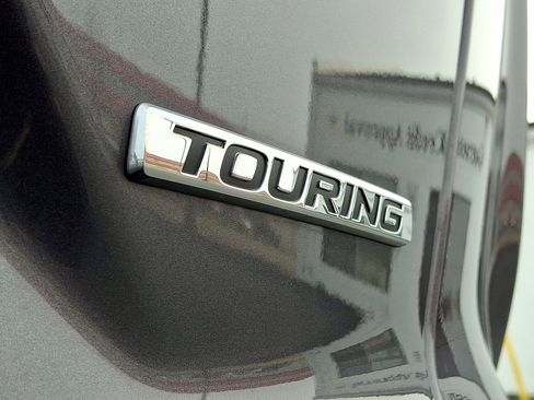 Used 2021 Honda CR-V Touring image 24