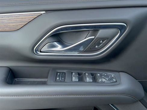 Used 2023 Chevrolet Tahoe High Country image 13