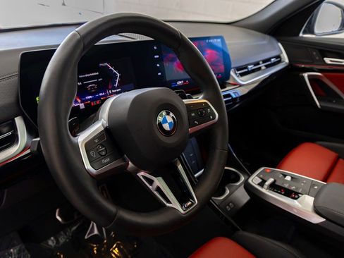 Certified 2025 BMW X2 xDrive28i w/ M Sport Package image 16