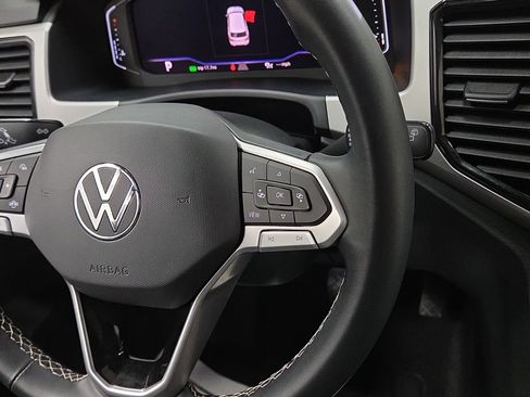 Used 2022 Volkswagen Atlas Cross Sport SE AWD/4WD image 17