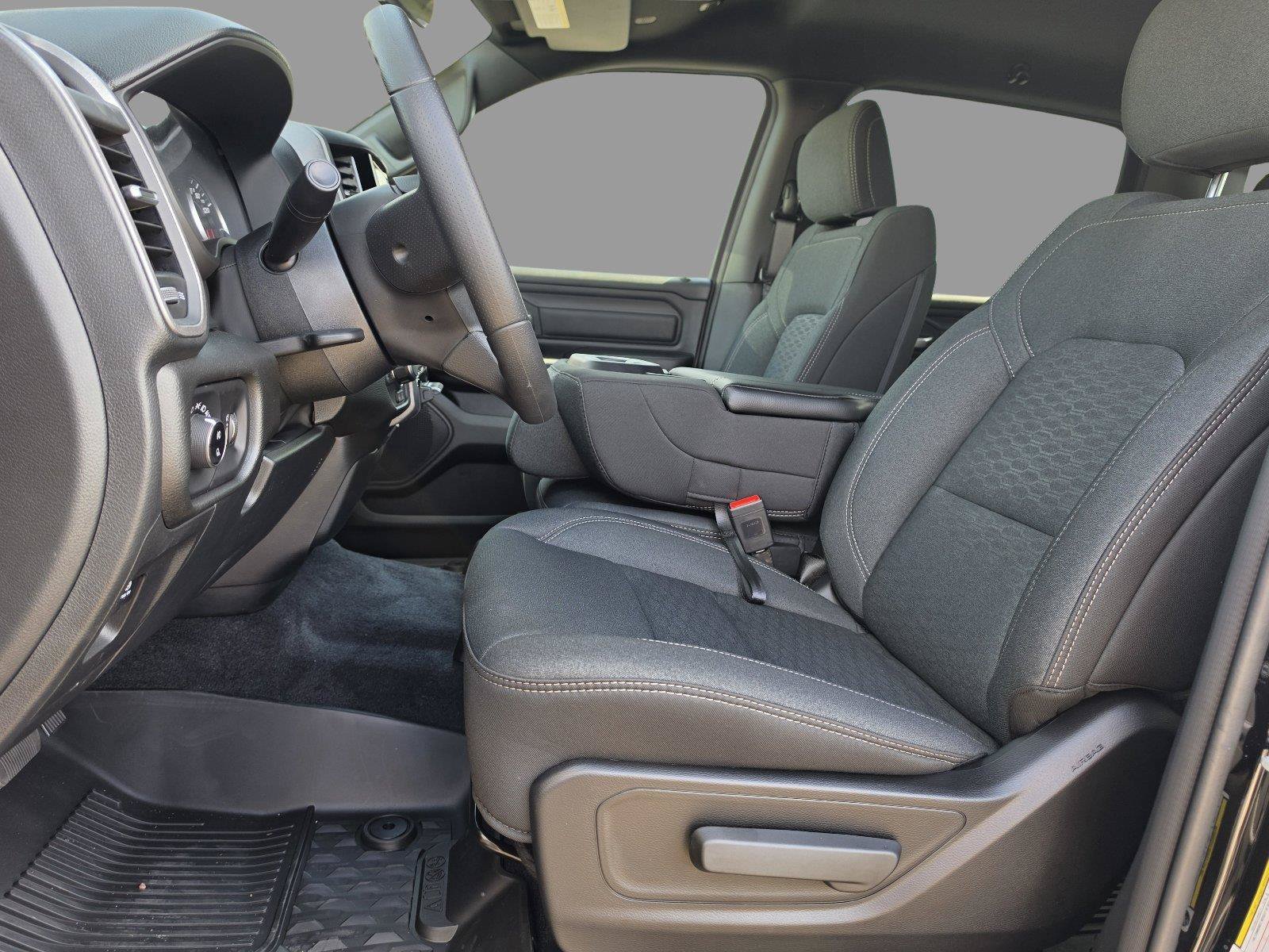 New 2027 RAM 1500 Warlock AWD/4WD image 9