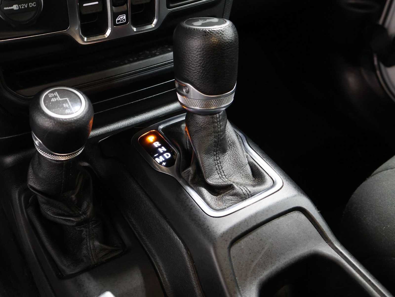 Used 2020 Jeep Wrangler Unlimited Sport S AWD/4WD image 24