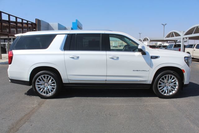 Used 2024 GMC Yukon XL Denali w/ Max Trailering Package AWD/4WD image 2
