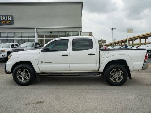 Used 2013 Toyota Tacoma PreRunner w/ SR5 Pkg image 14