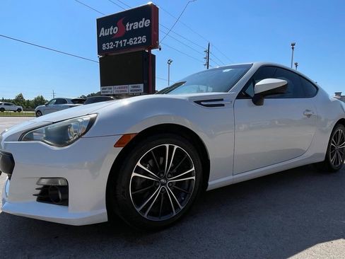 Used 2013 Subaru BRZ Limited w/ Popular Pkg 2C RWD image 4
