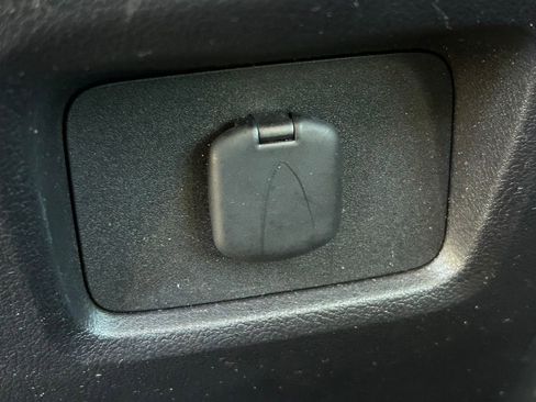 Certified 2025 Toyota Grand Highlander FWD image 22