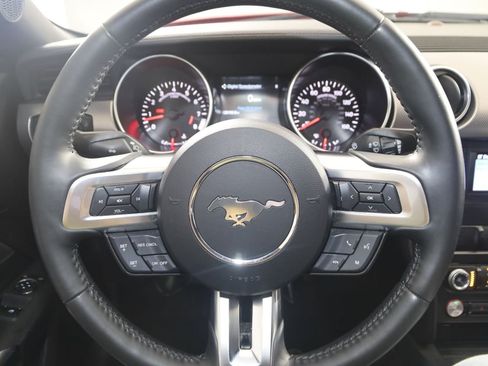 Used 2019 Ford Mustang GT RWD image 38