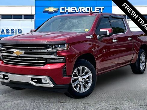 Used 2020 Chevrolet Silverado 1500 High Country w/ Technology Package AWD/4WD image 2