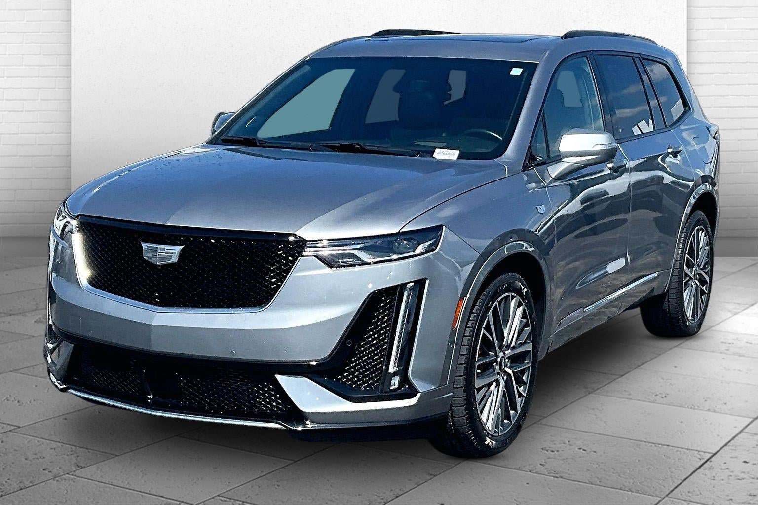 Used 2024 Cadillac XT6 Sport w/ Technology Package AWD/4WD image 13