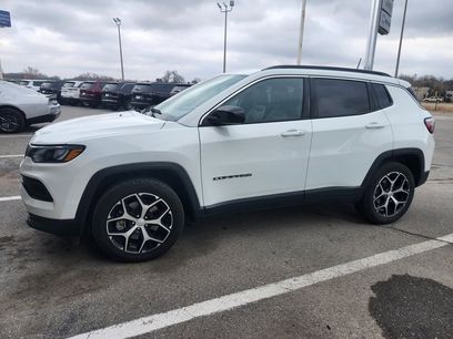Used 2024 Jeep Compass Latitude