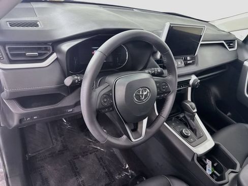Certified 2024 Toyota RAV4 XLE Premium AWD/4WD image 10