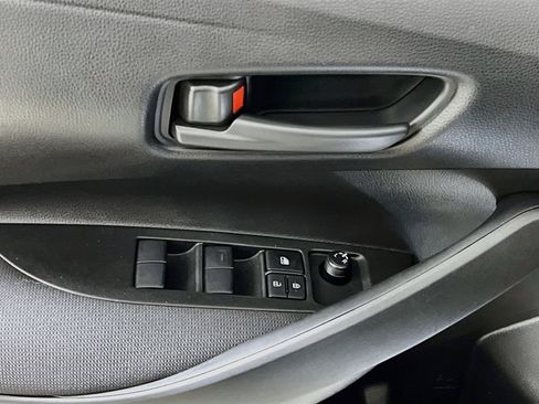 Used 2025 Toyota Corolla LE FWD image 15