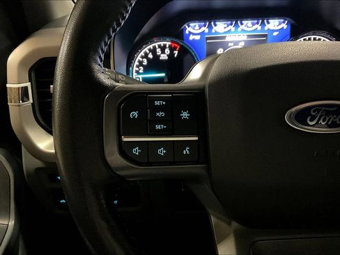 Certified 2022 Ford F150 XLT w/ Equipment Group 302A High image 17