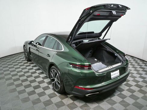 New 2026 Porsche Panamera image 34