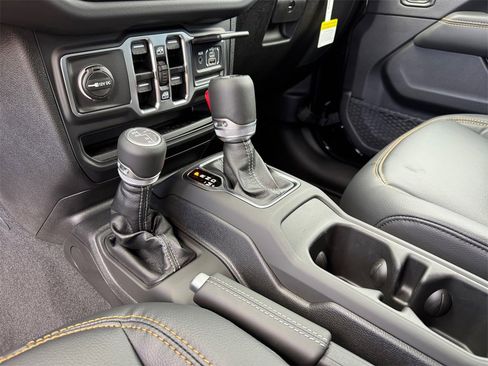 New 2025 Jeep Wrangler Sahara image 24