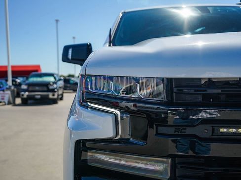 Used 2021 Chevrolet Silverado 1500 LT Trail Boss w/ Convenience Package II image 11