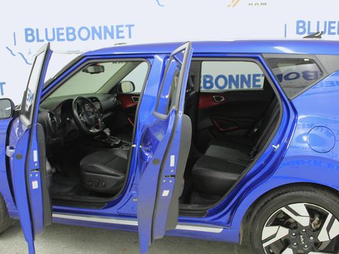 Used 2023 Kia Soul GT-Line w/ GT-Line Technology Package image 8