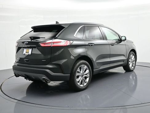 Used 2023 Ford Edge Titanium w/ Class II Trailer Tow Package AWD/4WD image 6