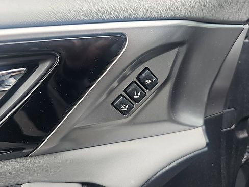 Used 2022 Subaru Legacy Limited XT AWD/4WD image 11