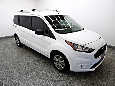 Used 2020 Ford Transit Connect XLT image 3