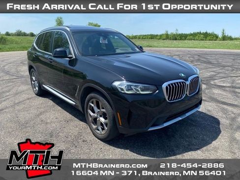 Used 2022 BMW X3 xDrive30i AWD/4WD image 2