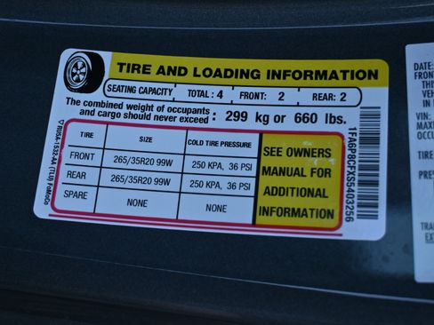 Used 2025 Ford Mustang GT Premium image 38