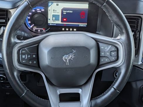 Used 2023 Ford Bronco Outer Banks AWD/4WD image 13