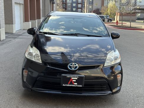 Used 2012 Toyota Prius Three image 9